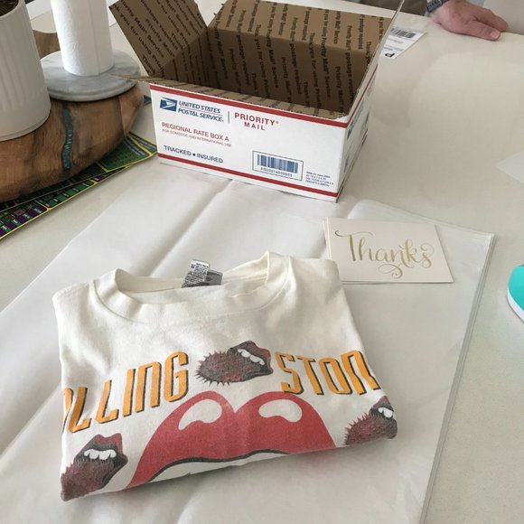 LIKES GET OFFERS at CASA SAINT SOMEWHERE ❤️ - Picture 10 of 11